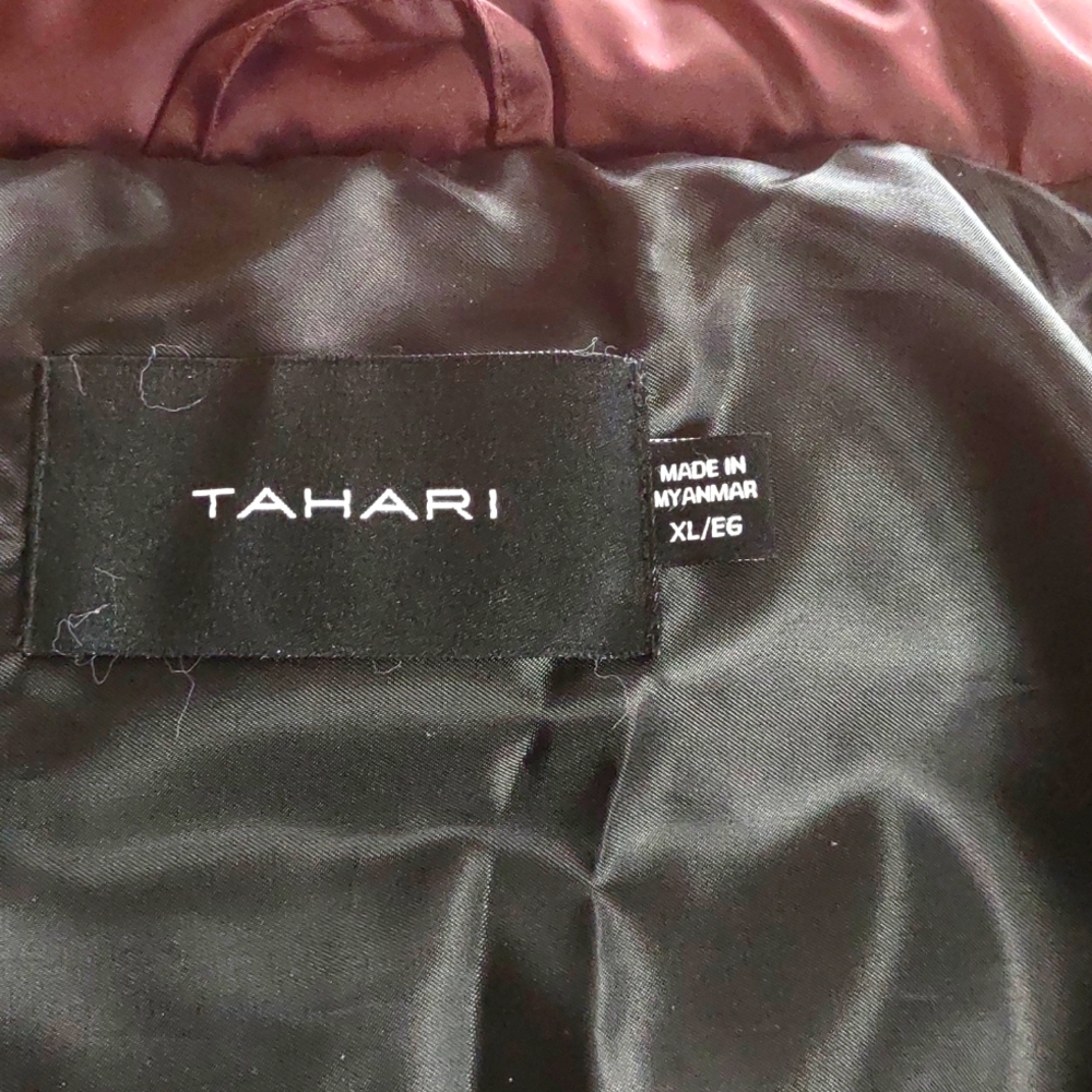 Tahari XL Burgundy puffer coat with hood trimmed in black faux fur NWT